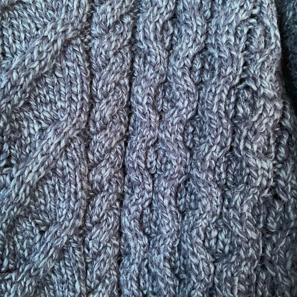 Gorgeous blue Irish sweater - Picture 3 of 5